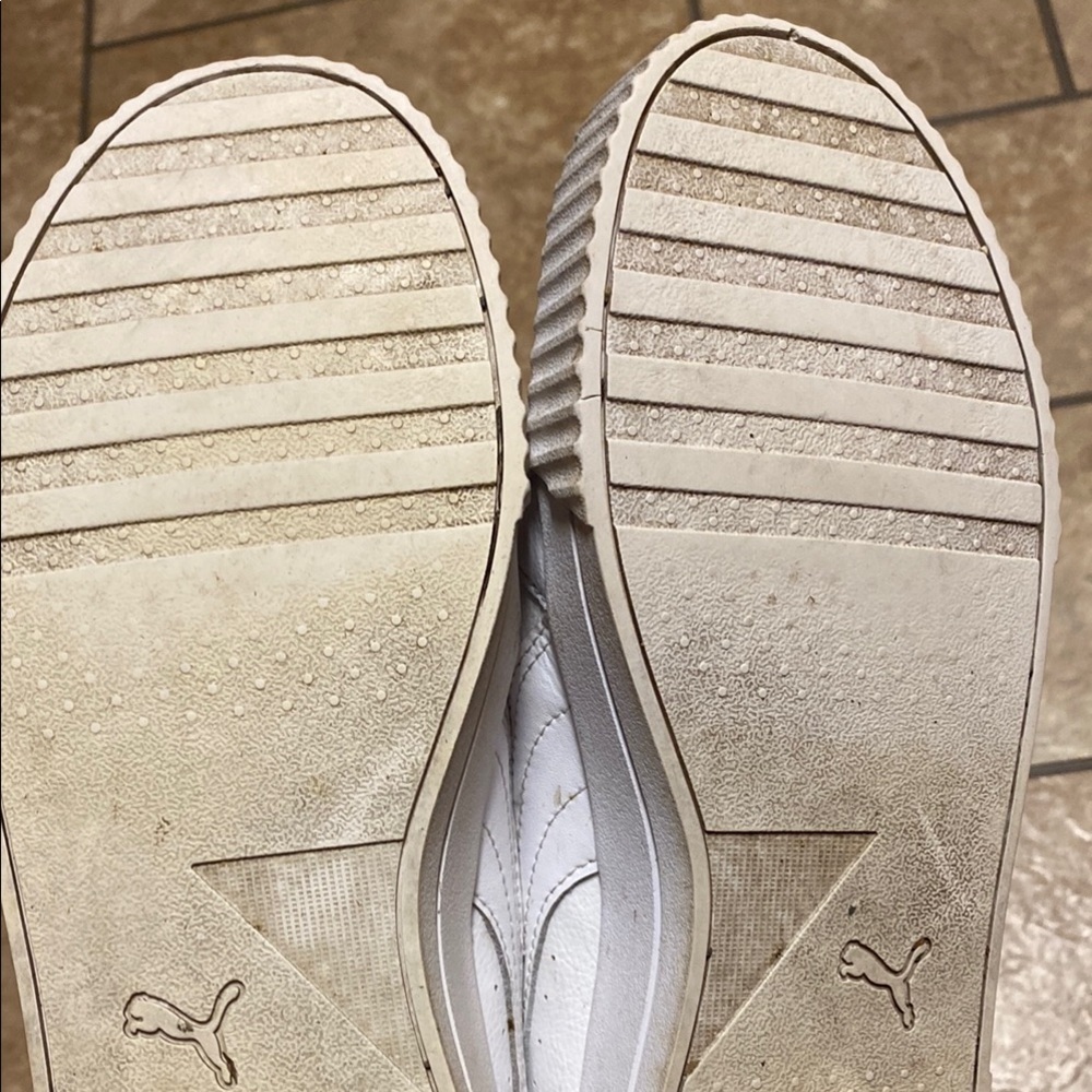 Women’s Puma Classic White Size 11 Sneakers Preppy Activewear Lifestyle - Picture 8 of 10